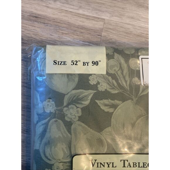 Sultan’s Linens Vinyl Tablecloth 52” x 90” Green Fruit Floral Flannel Back NEW - Picture 4 of 10